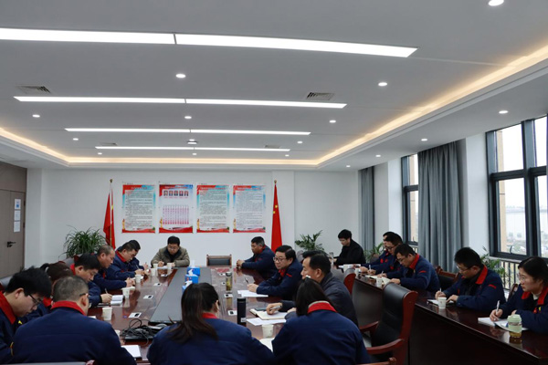 威廉希尔召开先模人物座谈会