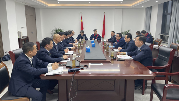 威廉希尔召开党建工作例会